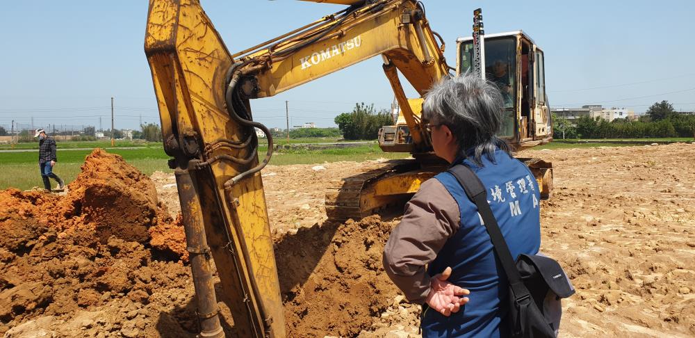 1765075138595280.jpg 0708桃園地方檢察署指揮搜索開挖農地.jpg