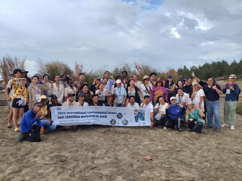 0908+2025年亞太國家青年環境教育活動大合照.jpg