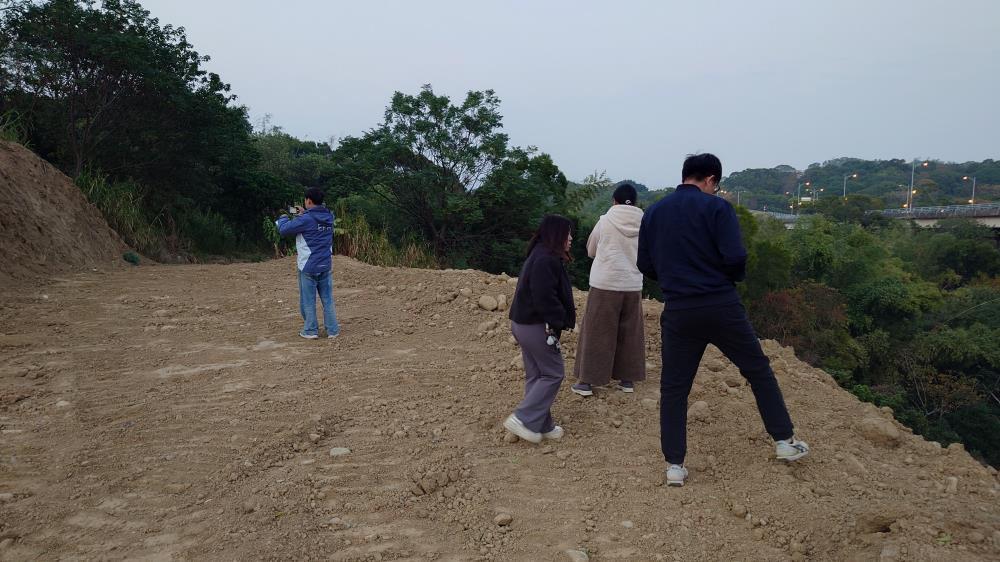 0506.檢察官與專案小組查緝彰化縣彰化市山坡地非法回填情形.jpg